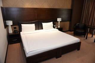 Отель Avant Garde Hotel Ереван Стандартный двухместный номер с 1 кроватью-2